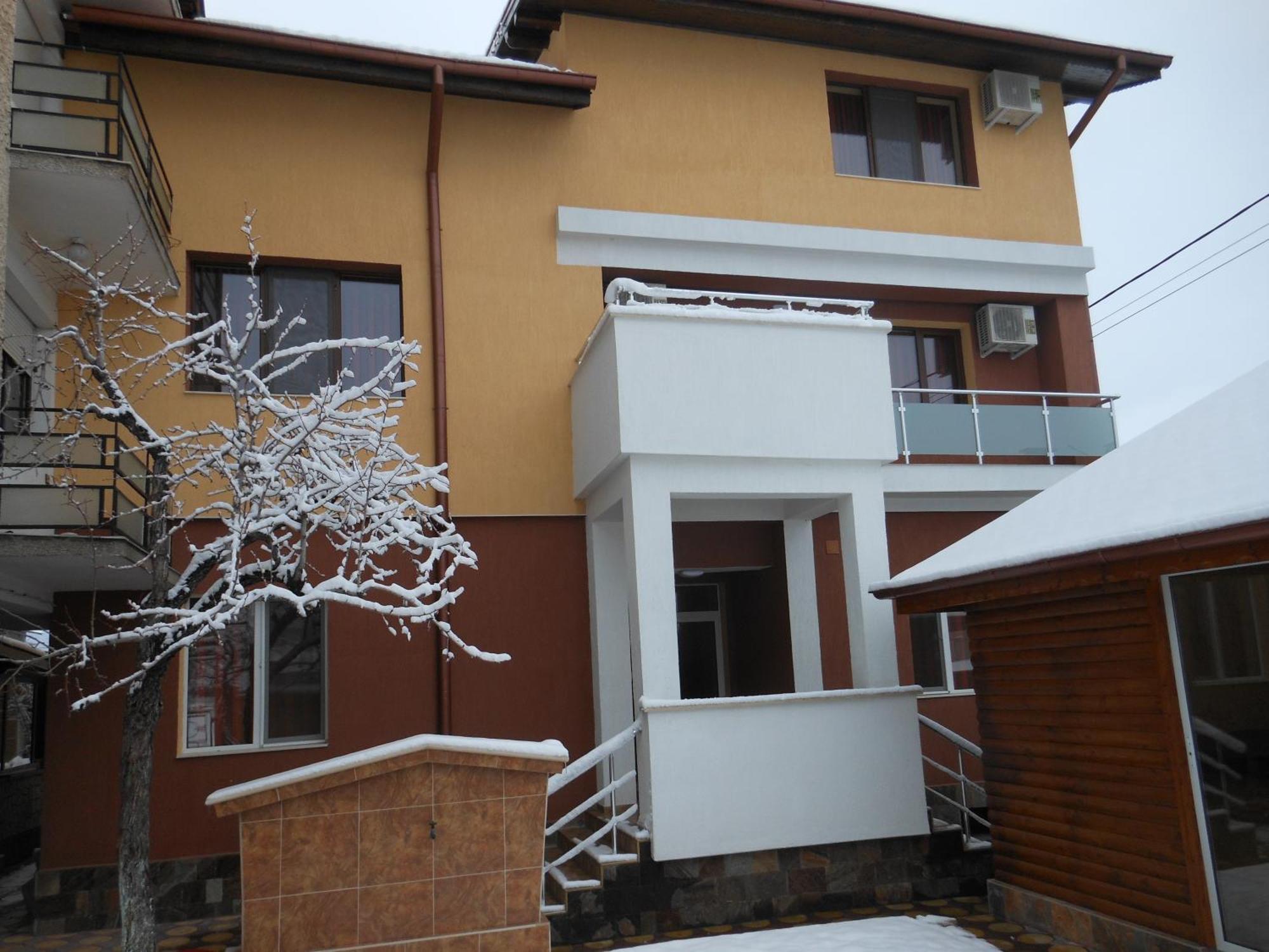 Guest House Goranovi Velingrad Exteriör bild